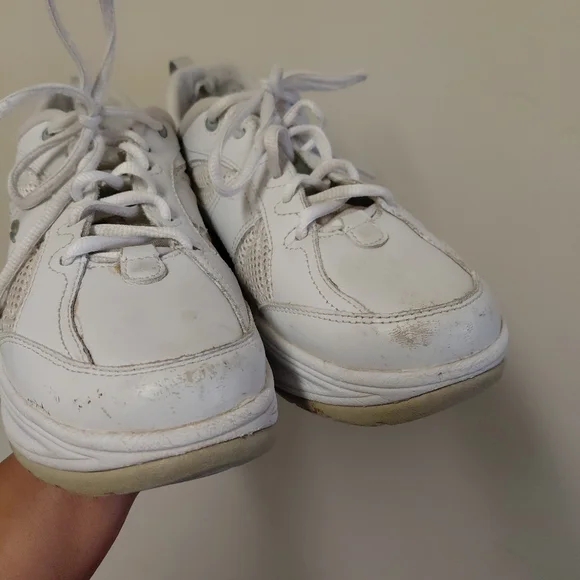 Easy Spirit Women's White Gravity Laceup Athletic Walking Shoes Size 8 - Picture 3 of 11